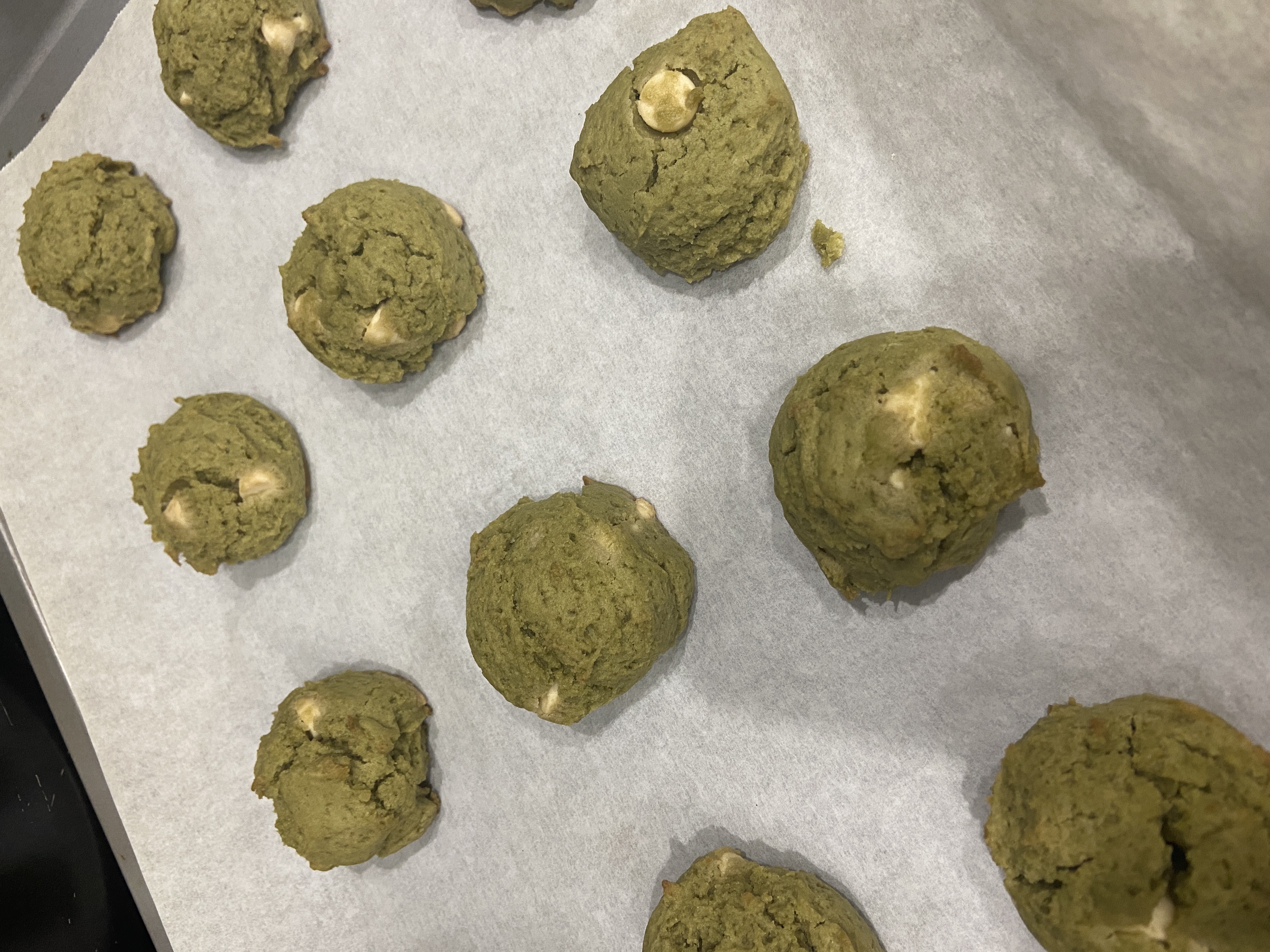 Baking cookies
